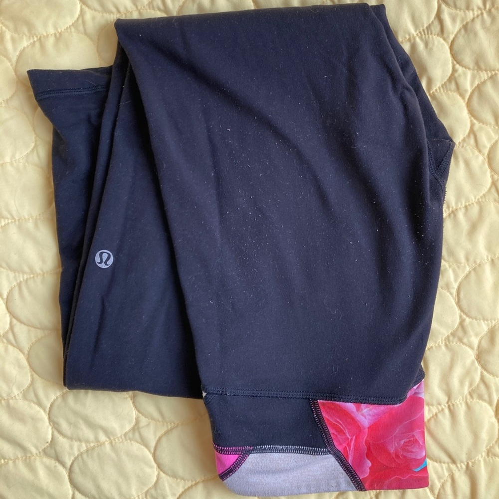 Lululemon leggings - size 4